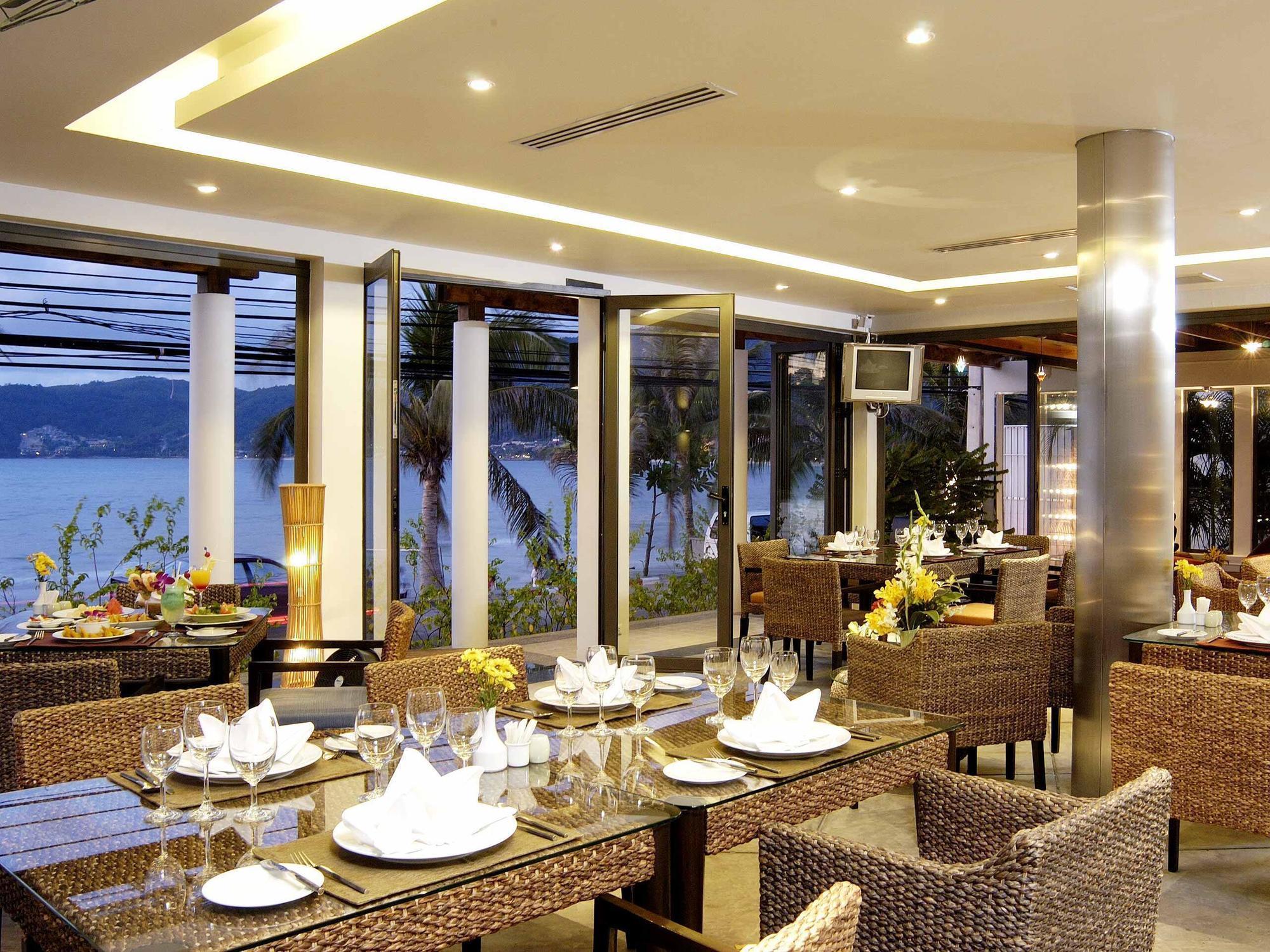 Avantika Boutique Hotel Patong Esterno foto