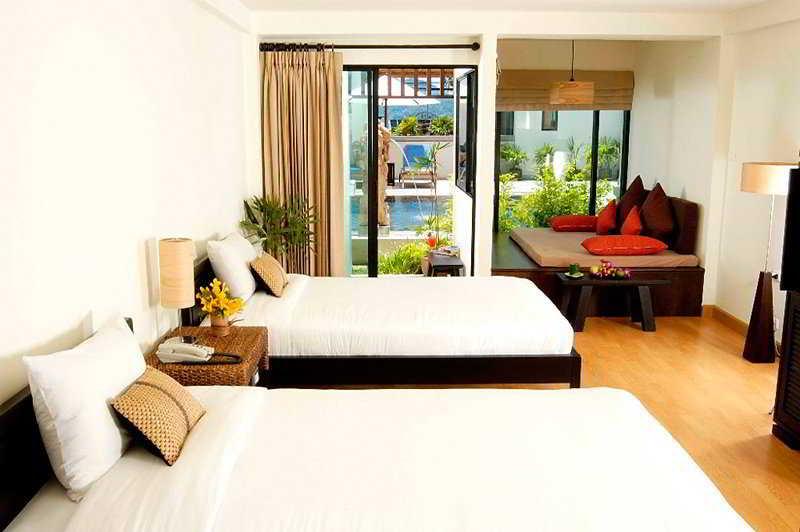 Avantika Boutique Hotel Patong Esterno foto