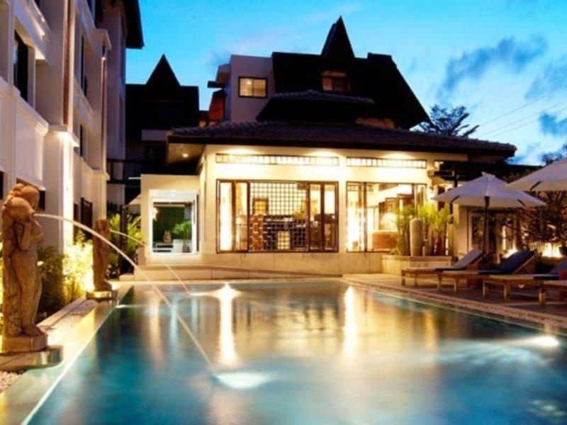 Avantika Boutique Hotel Patong Esterno foto