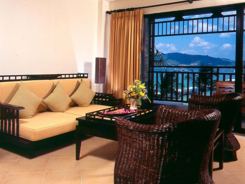 Avantika Boutique Hotel Patong Esterno foto