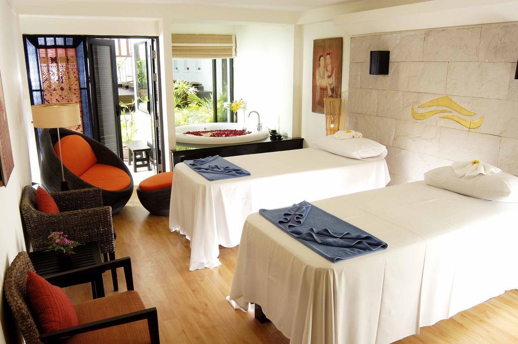 Avantika Boutique Hotel Patong Esterno foto